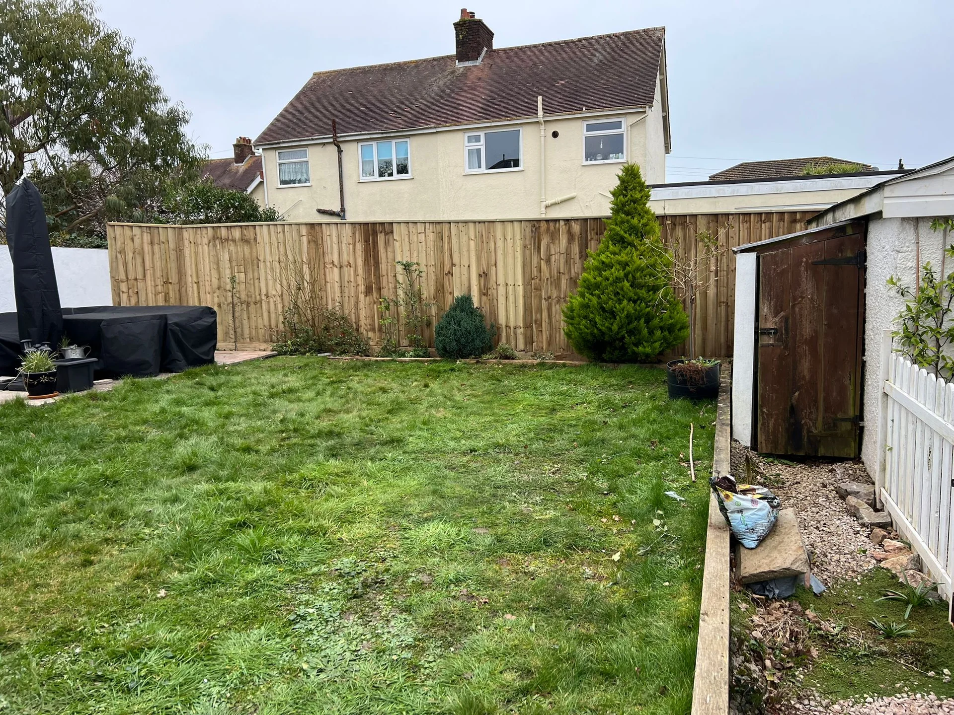 Heavy-duty 4x4 incised timber fence posts installation in Torquay